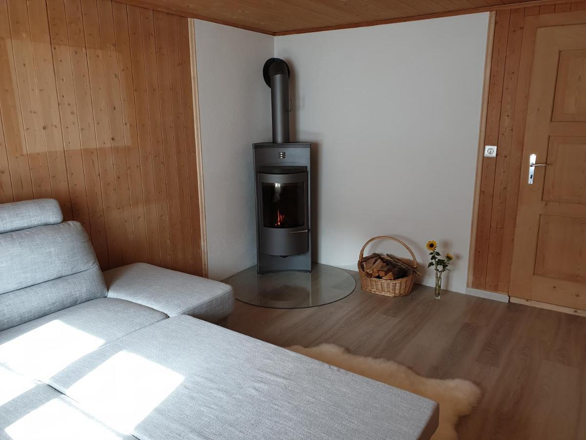 Ferienwohnung Antonia Surcuolm Exteriör bild