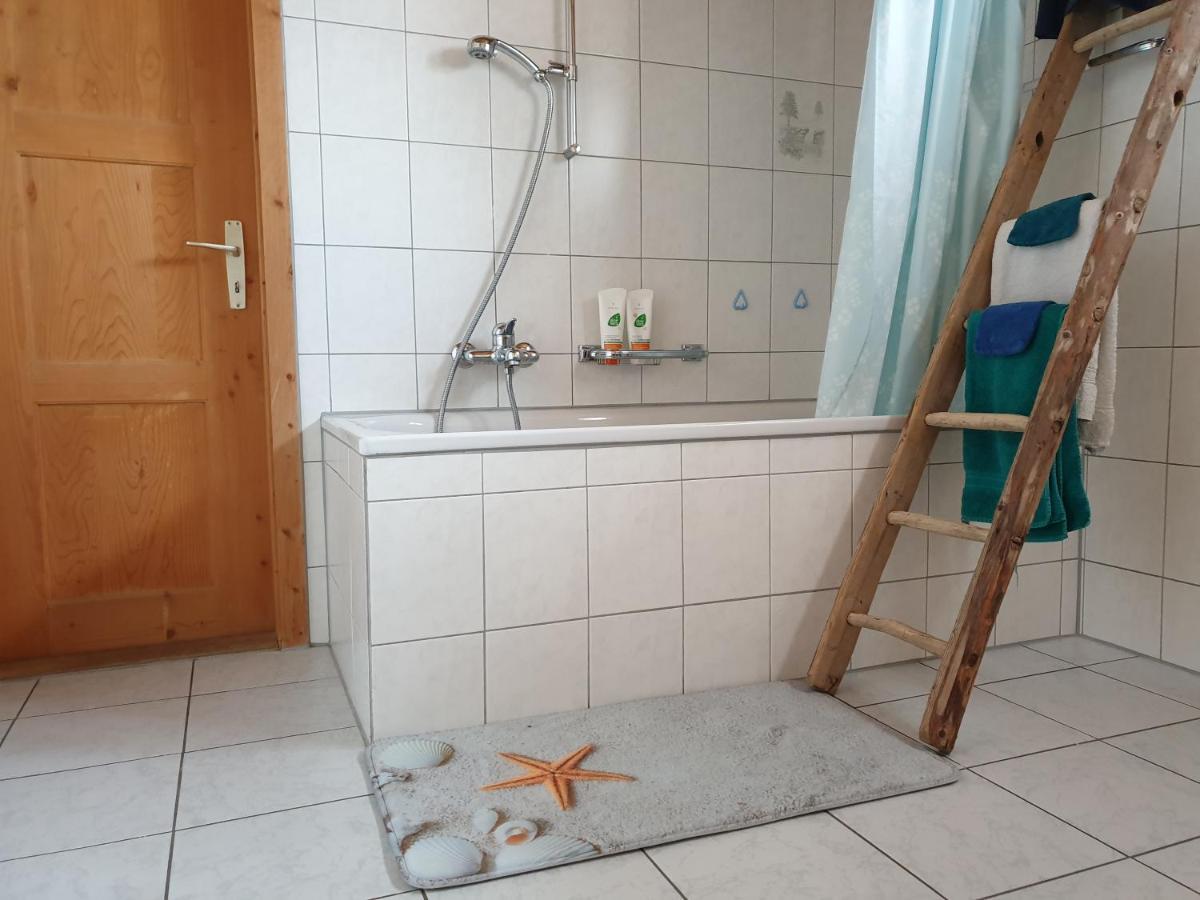 Ferienwohnung Antonia Surcuolm Exteriör bild